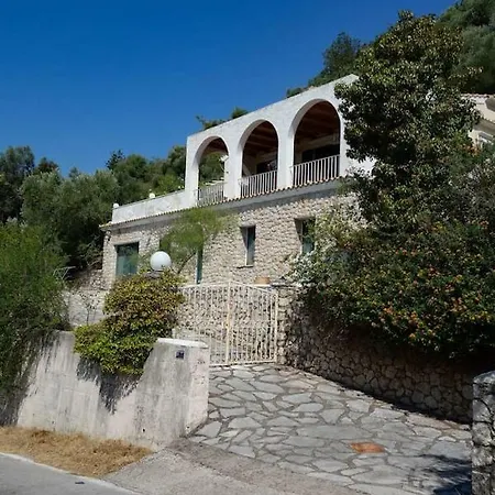 فيلة Casa Niniva